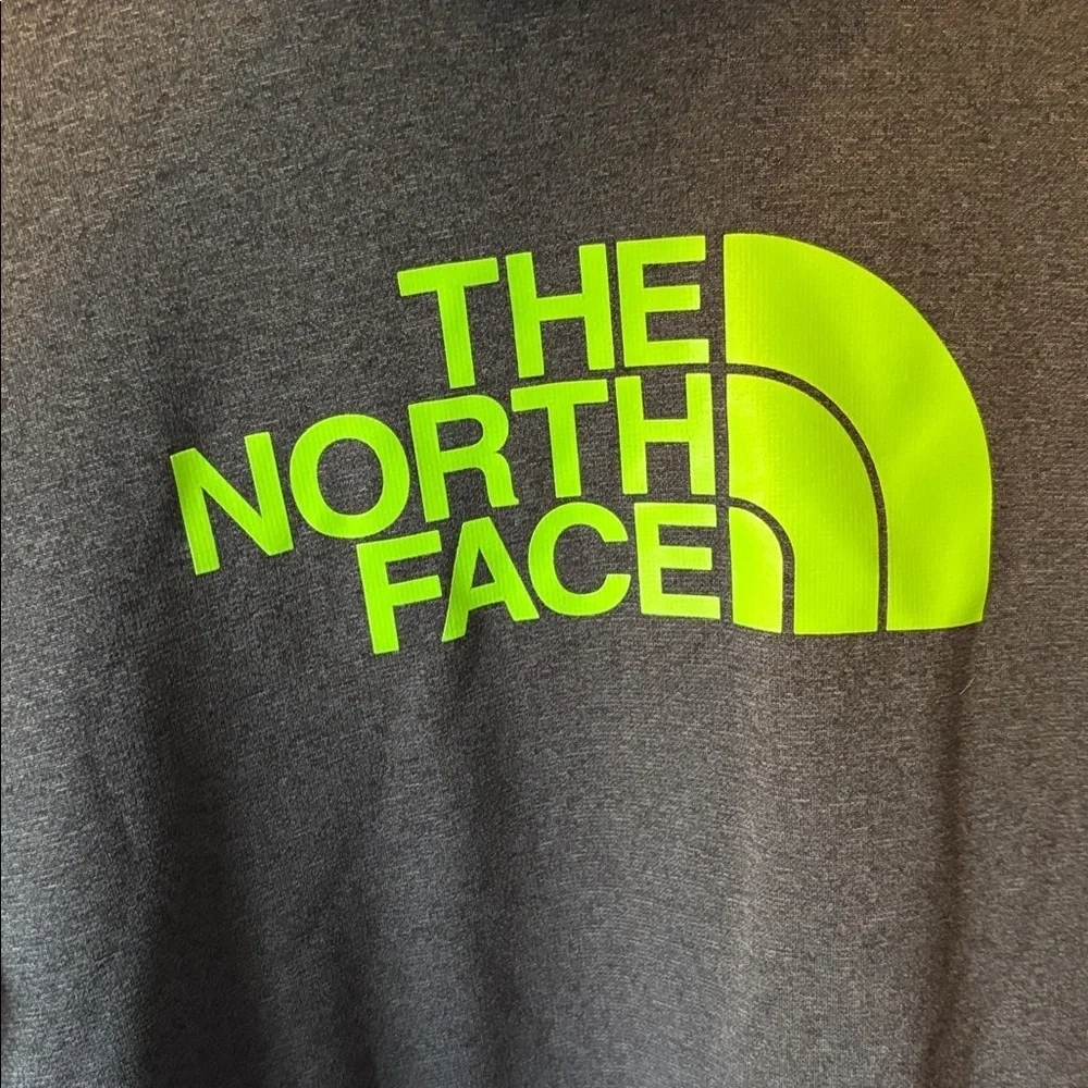 Men’s North Face Hoodie